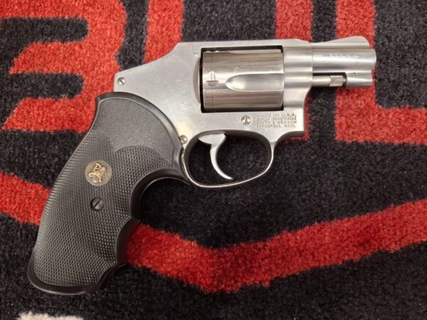 אקדח smith & Wesson