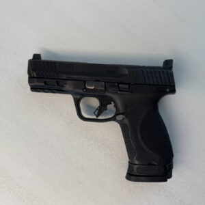 אקדח Smith & Wesson M&P Compact 4' inch