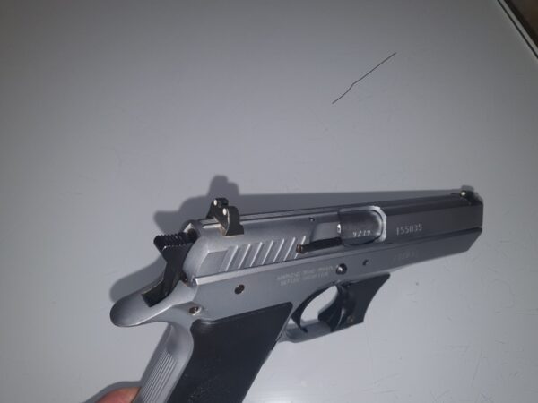 ⁦אקדח יריחו JERICHO 941F מקורי⁩ – תמונה ⁦6⁩