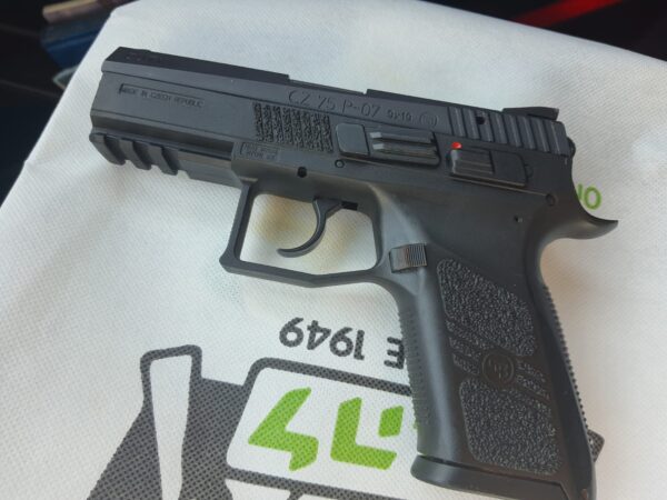 אקדח CZ P07
