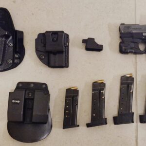 Smith & Wesson M&P Shield Plus כולל ציוד נילווה