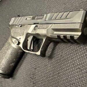 Springfield Armory Echelon