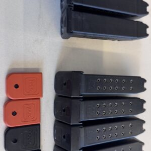 5 מחסניות 15+2 גלוק, 3 מחסניות 17 קירו