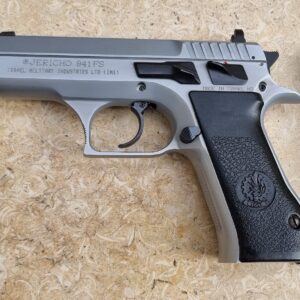 אקדח יריחו 941