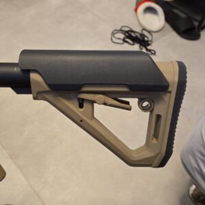 קת Magpul MOE DT + מגביה לחי