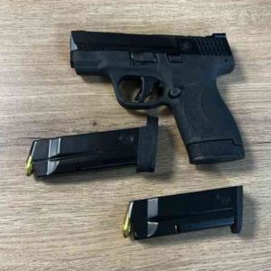 נשק במצב מצוין    Smith & Wesson M&P9 Shield Plus