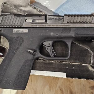 Smith & Wesson M&P Shield X. סמית שילד x