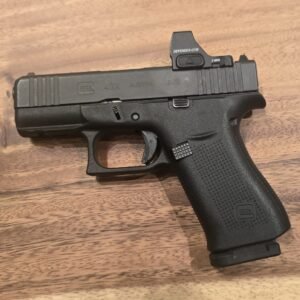 Glock 43X  וכוונת השלכה של Vortex