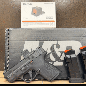 Smith & Wesson M&P9 Shield Plus ו Holosun EPS Carry